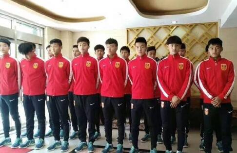 新任女教师被强迫侵犯99