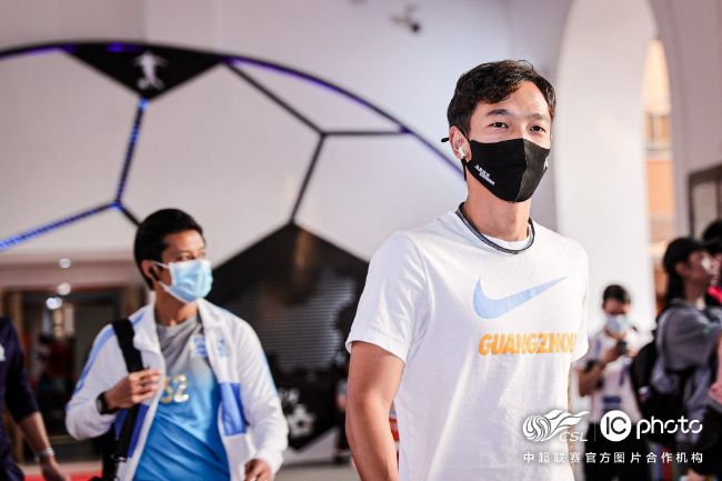 白丝萝莉喷水