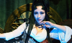 小伸进老师